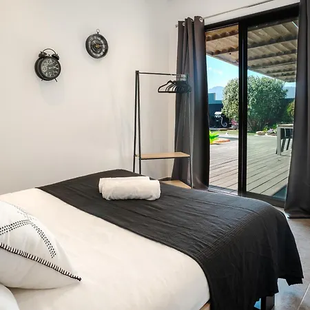 Dalotya 6-8 Suites-piscine-spa-5'