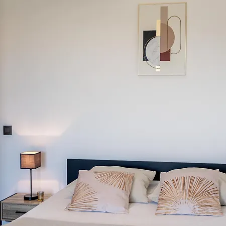 Dalotya 6-8 Suites-piscine-spa-5' Villa *