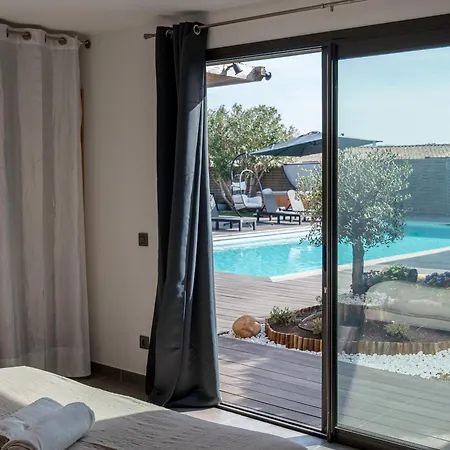 Dalotya 6-8 Suites-piscine-spa-5'